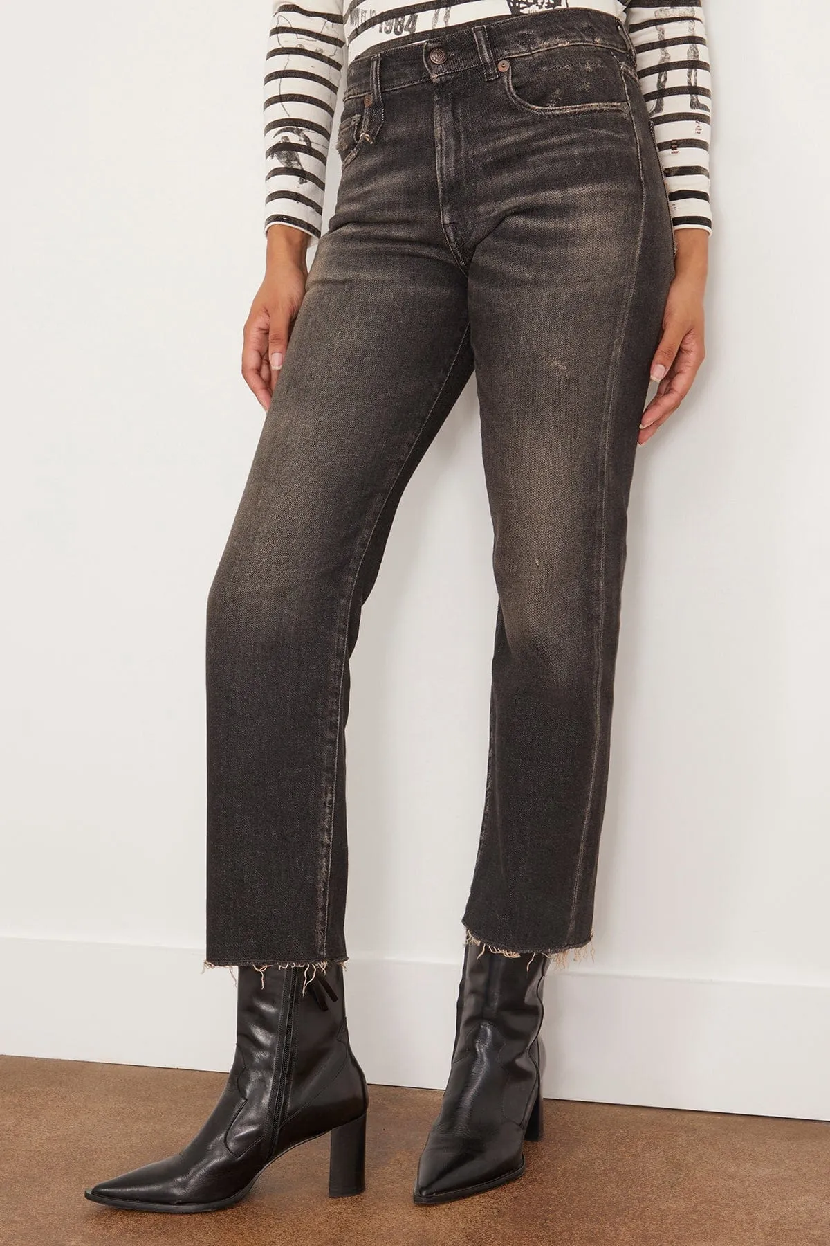 Boyfriend Jean in Abbey Black