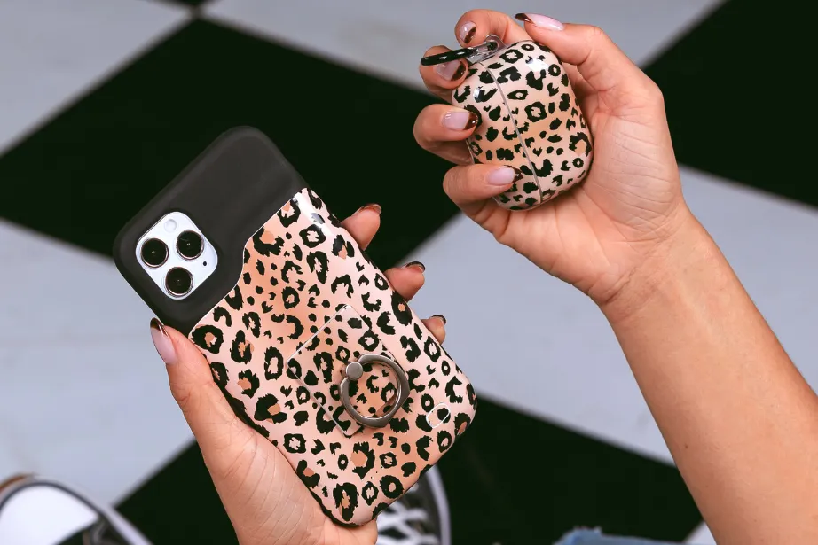 Cheetah AirPod Holder