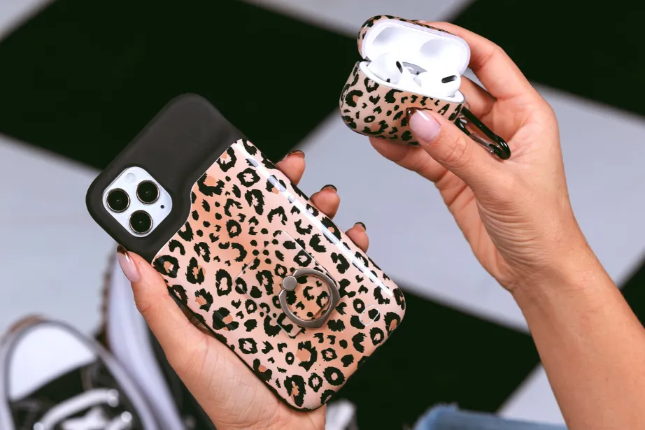 Cheetah AirPod Holder