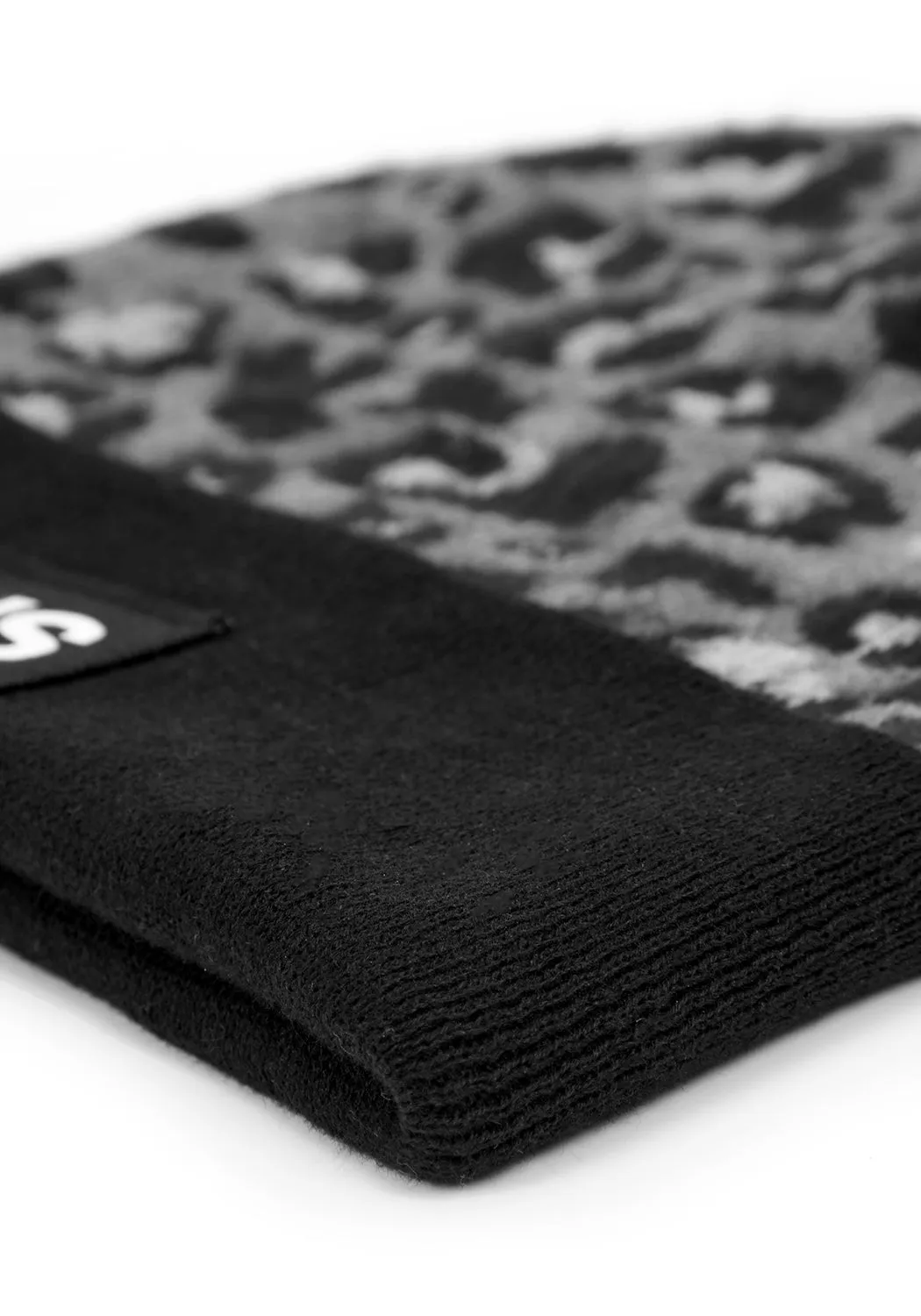 FIERCE LEOPARD PATTERN BEANIE