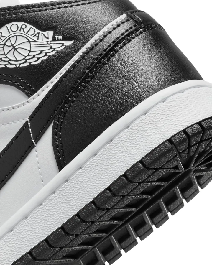 Jordan women's sneakers shoe Air Jordan 1 Mid DV0991 101 white-black